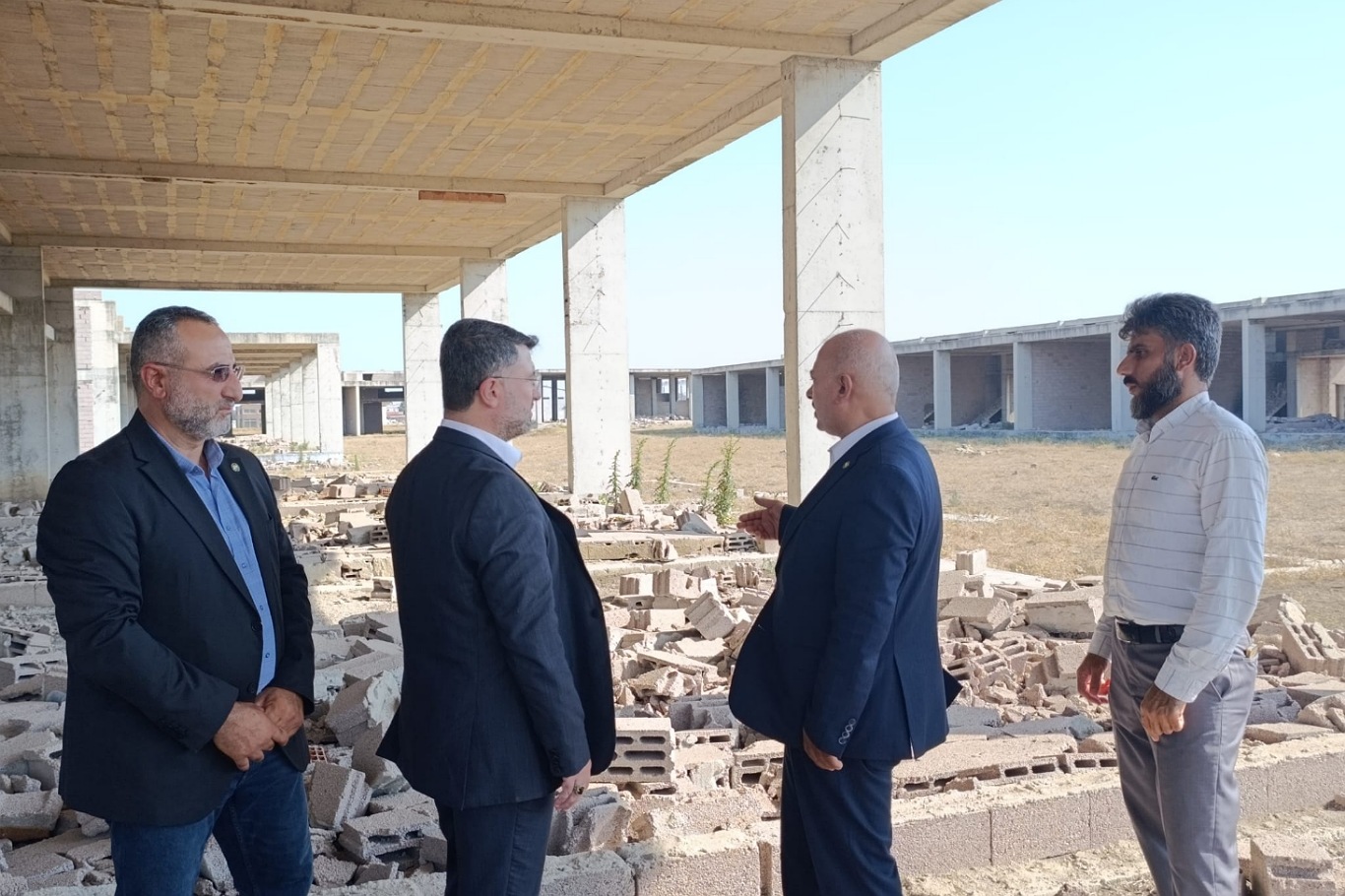 Atıl bırakılan hal kompleksi için HÜDA PAR'dan çağrı Atıl bırakılan hal kompleksi için HÜDA PAR'dan çağrı