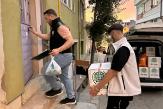 Umut Kervanı Eskişehir 'de yardım çalışmalarını sürdürüyor
