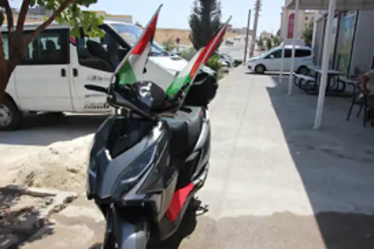 Motosikletini Gazze için bağışladı