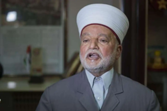Israeli forces detain Grand Mufti of Jerusalem following Friday sermon at Al-Aqsa Mosque