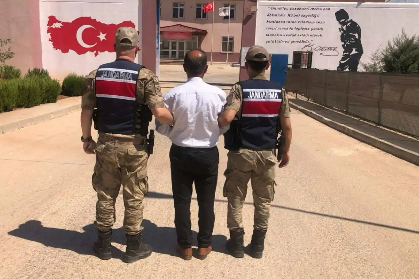 Gaziantep’te kasten öldürme suçundan aranan şüpheli yakalandı Gaziantep’te kasten öldürme suçundan aranan şüpheli yakalandı
