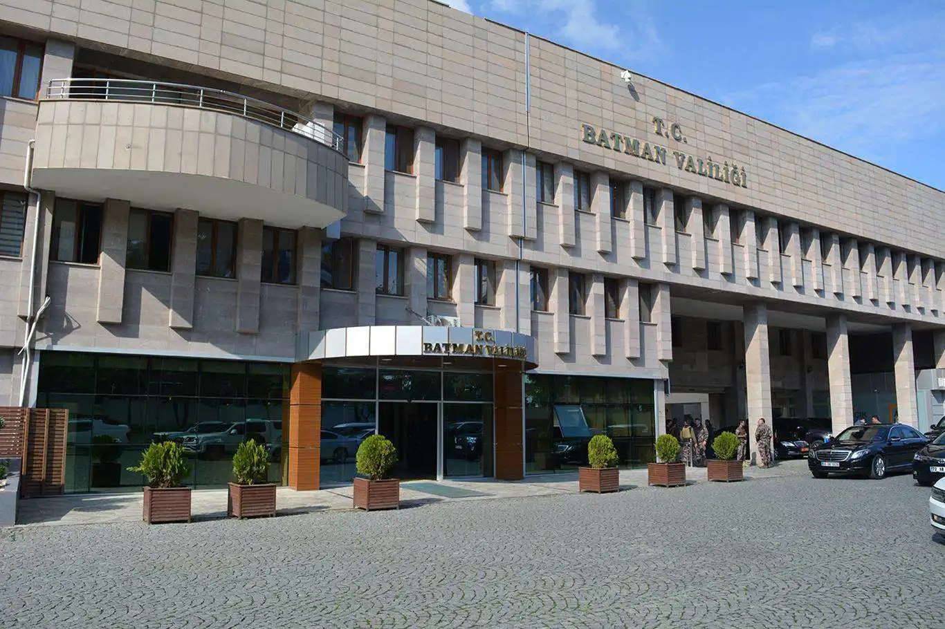 Sebze halinde bir iş yerine silahlı saldırı: 2 şüpheli yakalandı Sebze halinde bir iş yerine silahlı saldırı: 2 şüpheli yakalandı