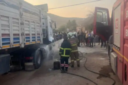 Mardin’de tır'ın yakıt deposunda patlama: 7 yaralı 