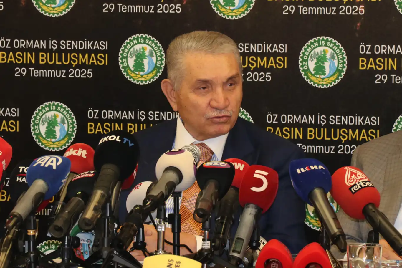 Öz Orman-İş Sendikası Genel Başkanı Aslan: OGM’ye 15 bin işçi tahsis edilmeli Öz Orman-İş Sendikası Genel Başkanı Aslan: OGM’ye 15 bin işçi tahsis edilmeli