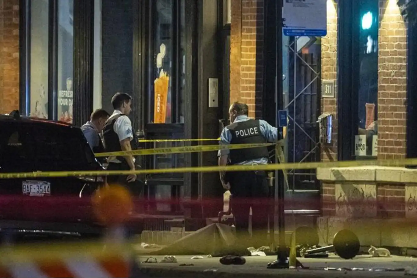 United States: Chicago police hunt suspects after deadly River North shooting United States: Chicago police hunt suspects after deadly River North shooting