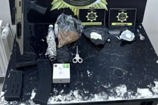 Adıyaman'da sentetik uyuşturucu operasyonu: 3 gözaltı