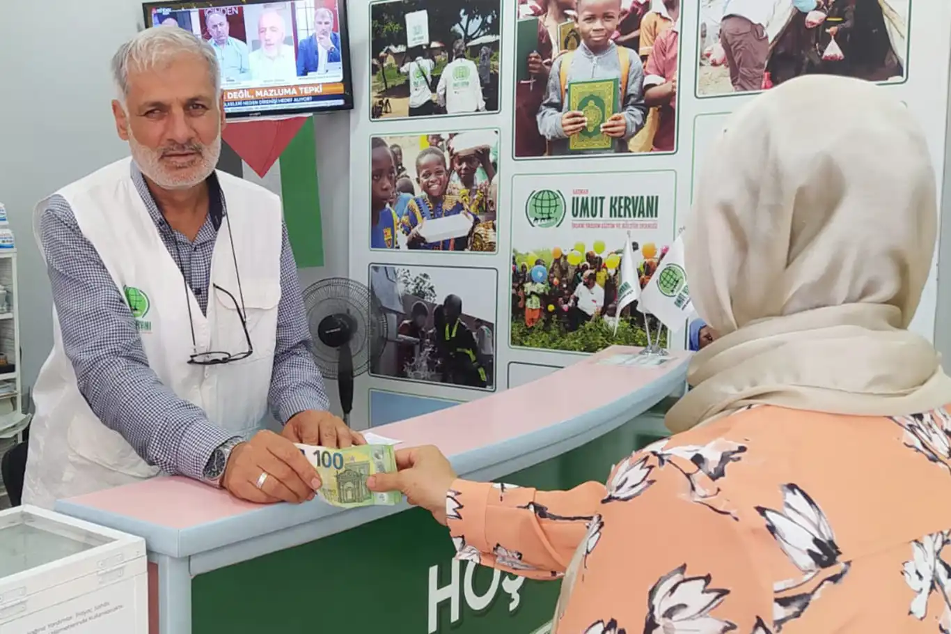 Batmanlı kadın umre parasını Gazze'ye bağışladı