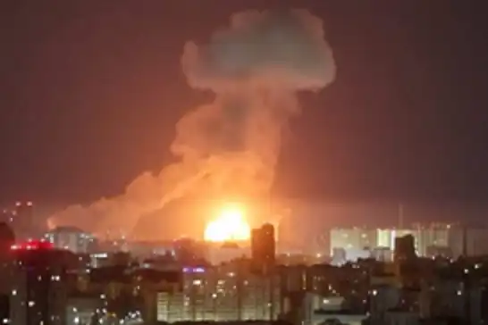 Rusya'dan Kiev'e yoğun hava saldırısı