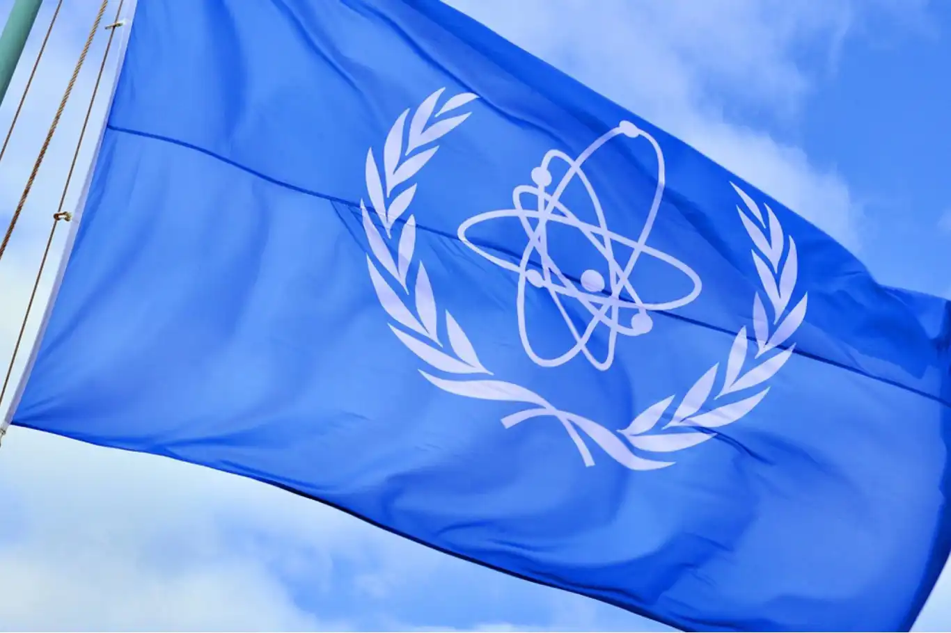 IAEA uzmanları İran'dan ayrıldı IAEA uzmanları İran'dan ayrıldı