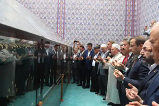 Hz. Nuh'u anma programı Cizre Hz. Nuh Camii'nde başladı