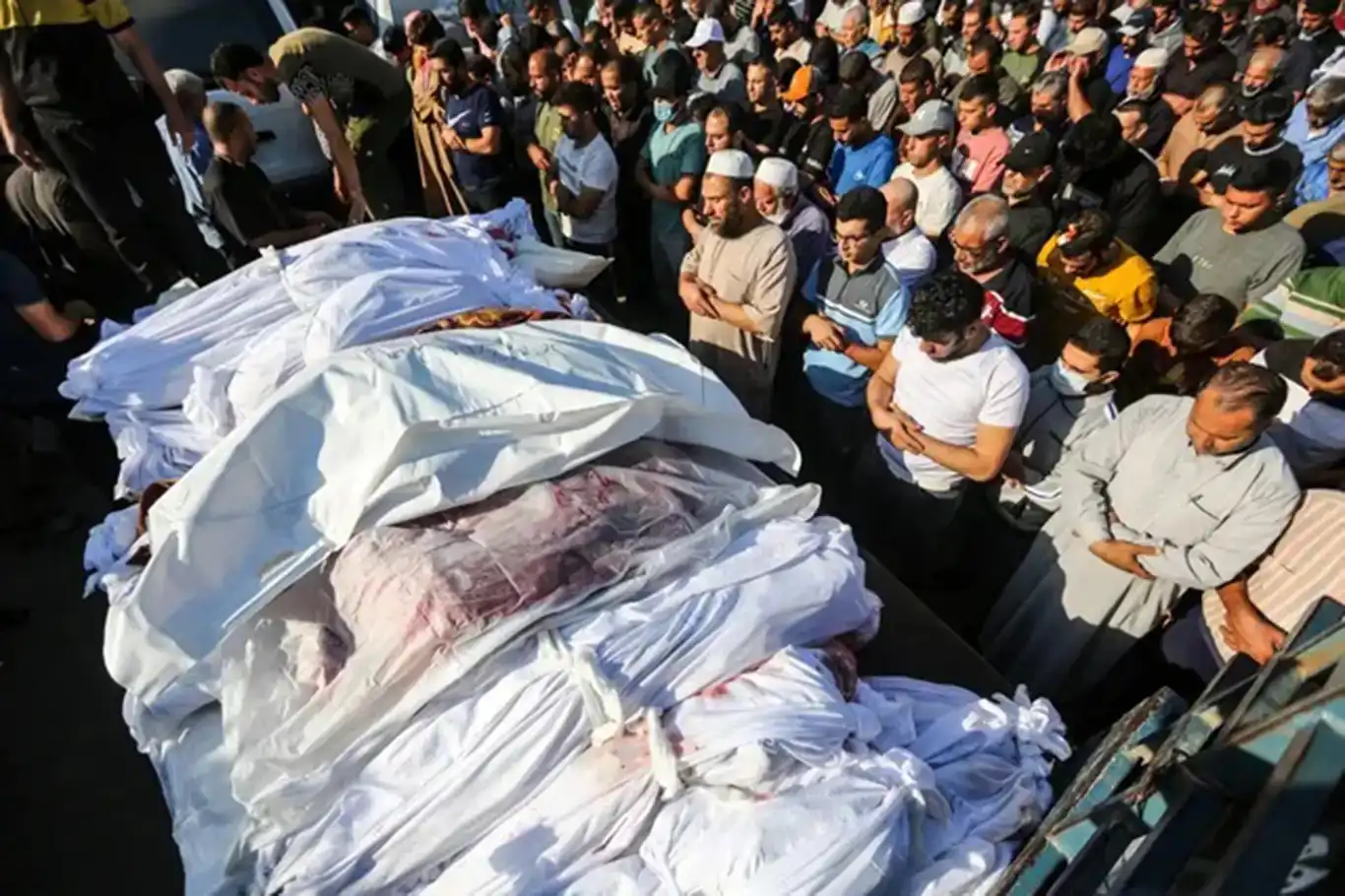 شمار شهدا در غزه از مرز 57 هزار نفر عبور کرد شمار شهدا در غزه از مرز 57 هزار نفر عبور کرد