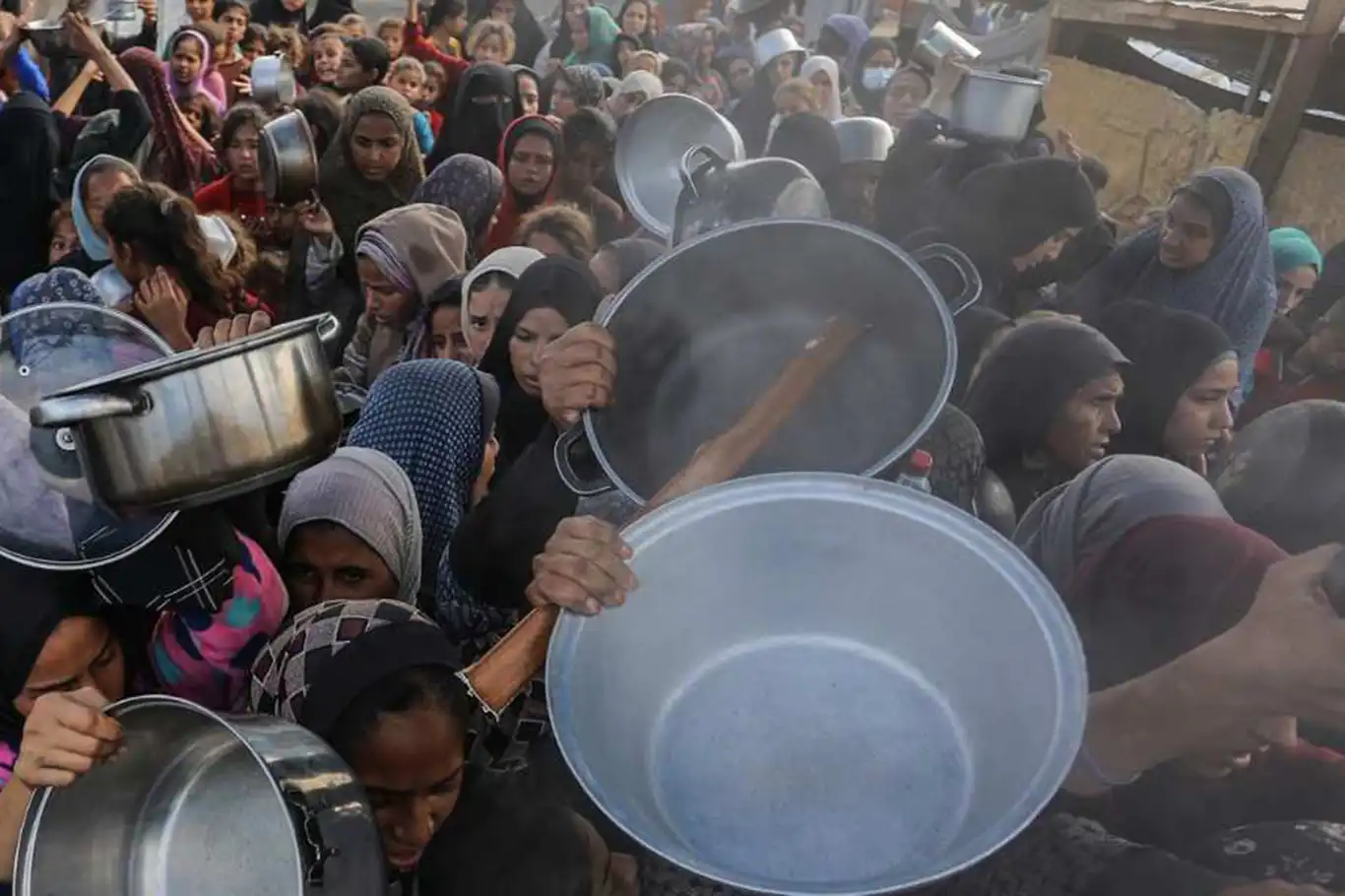 Uluslararası Af Örgütü: israil, Gazze'de açlığı soykırım için kullanıyor Uluslararası Af Örgütü: israil, Gazze'de açlığı soykırım için kullanıyor