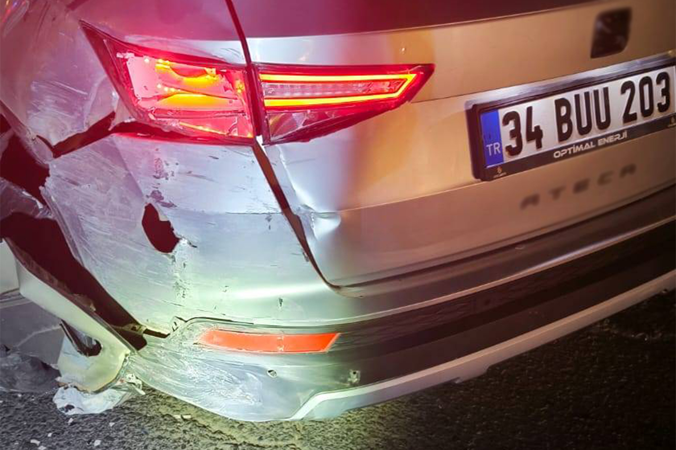 Batman’da iki otomobilin çarptığı kazada 2 kişi yaralandı Batman’da iki otomobilin çarptığı kazada 2 kişi yaralandı