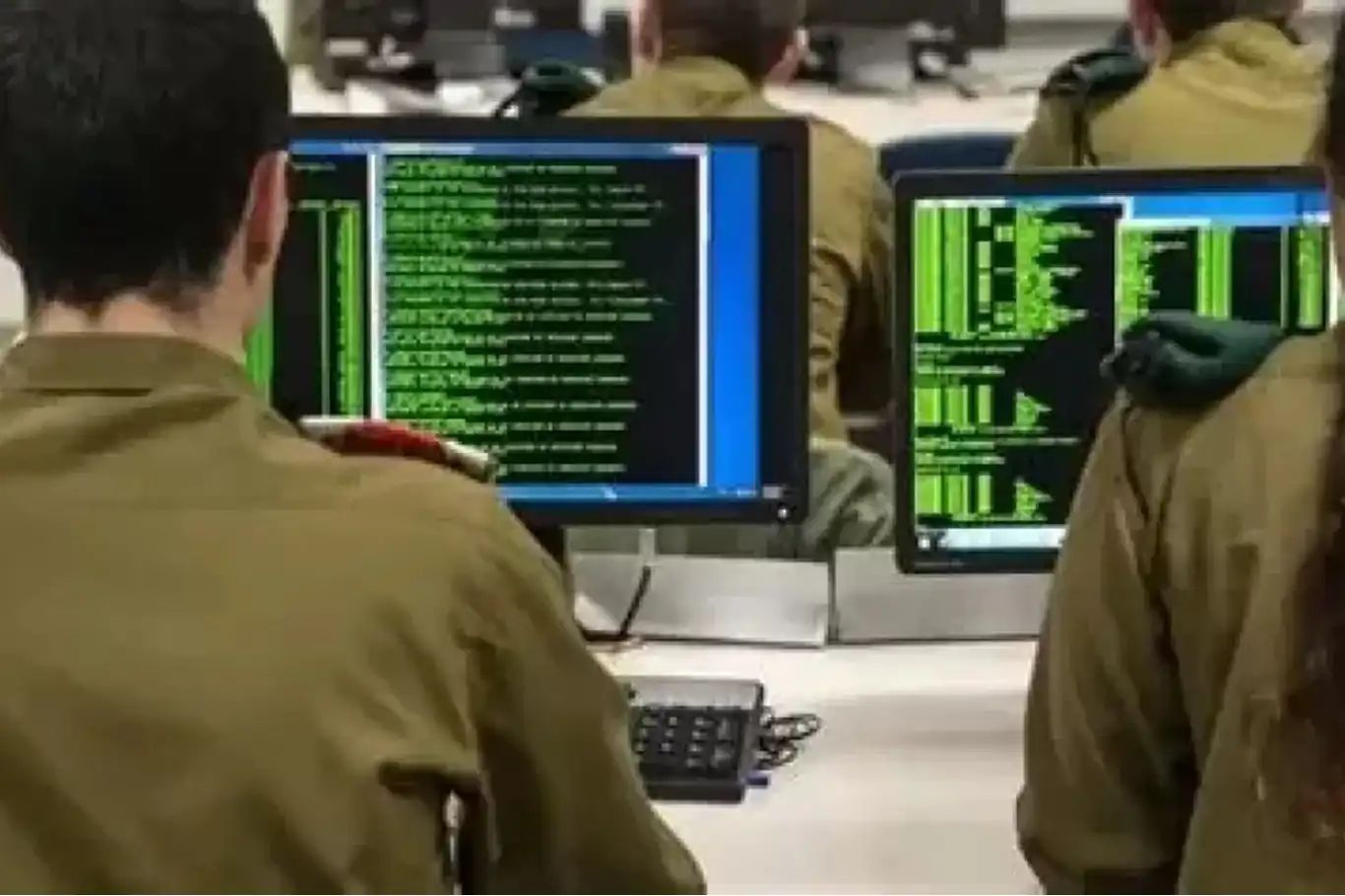 İşgal medyası: HAMAS, 7 Ekim’den 3 ay sonra "8200 İstihbarat Üssüne" ulaşmaya çalıştı İşgal medyası: HAMAS, 7 Ekim’den 3 ay sonra "8200 İstihbarat Üssüne" ulaşmaya çalıştı