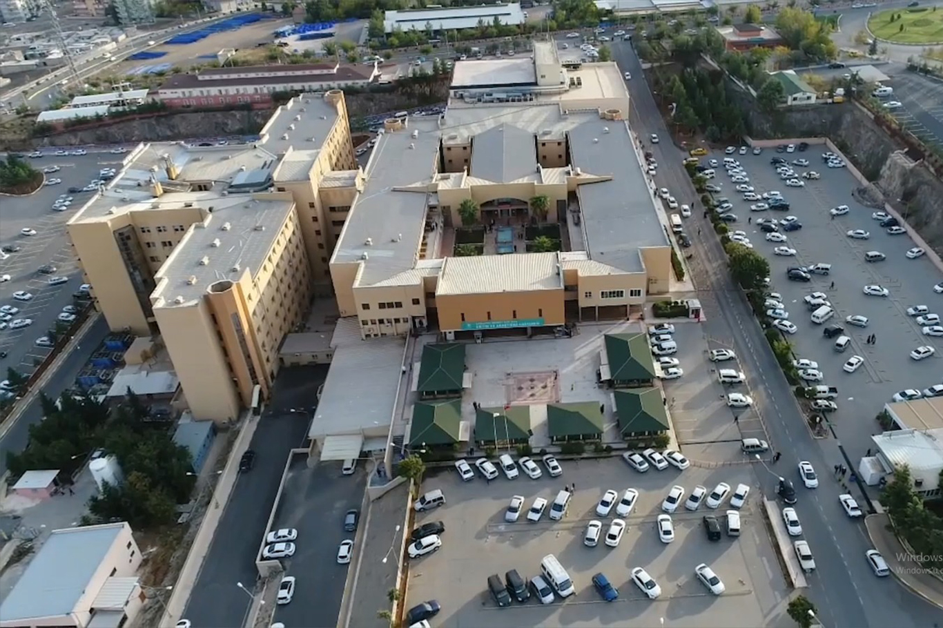 Şanlıurfa’da uzman uyardı: Kalp hastaları sıcak havalarda dikkatli olmalı Şanlıurfa’da uzman uyardı: Kalp hastaları sıcak havalarda dikkatli olmalı