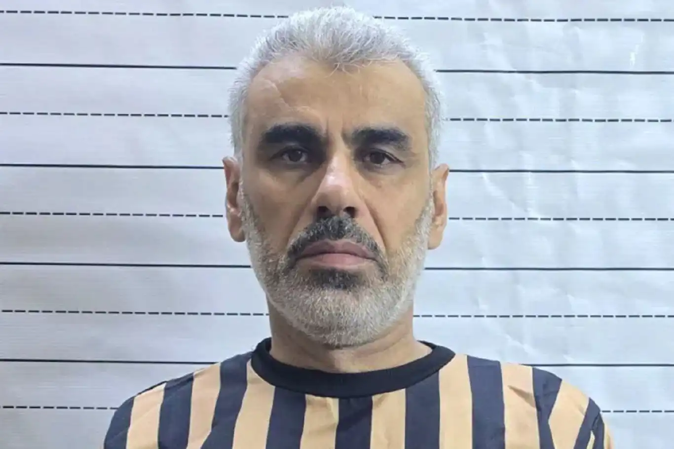 الأمن السوري يعتقل عميداً سابقاً متهماً بجرائم حرب في حمص الأمن السوري يعتقل عميداً سابقاً متهماً بجرائم حرب في حمص