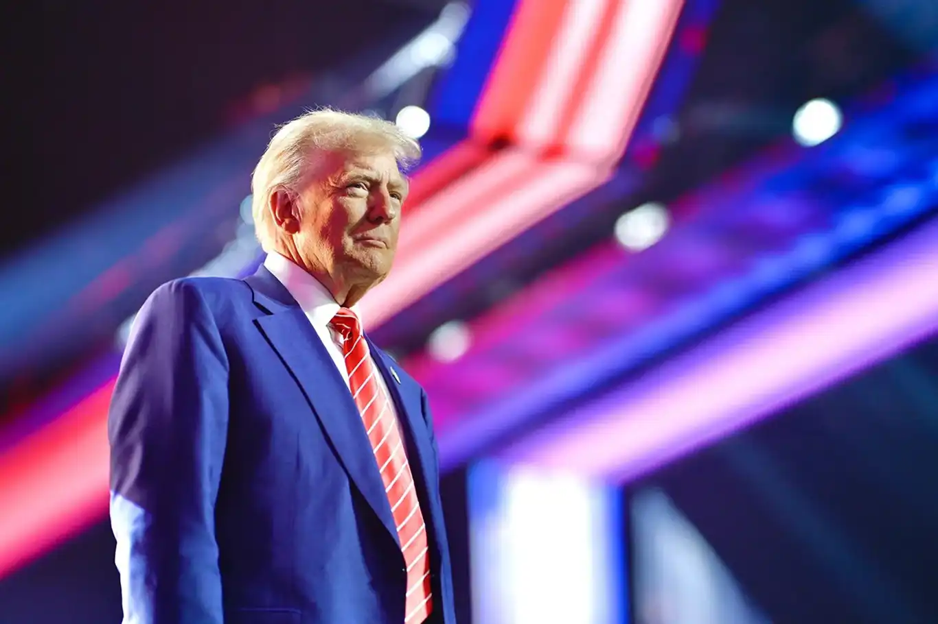 Trump, tarifeleri ertelemeyeceğini açıkladı Trump, tarifeleri ertelemeyeceğini açıkladı