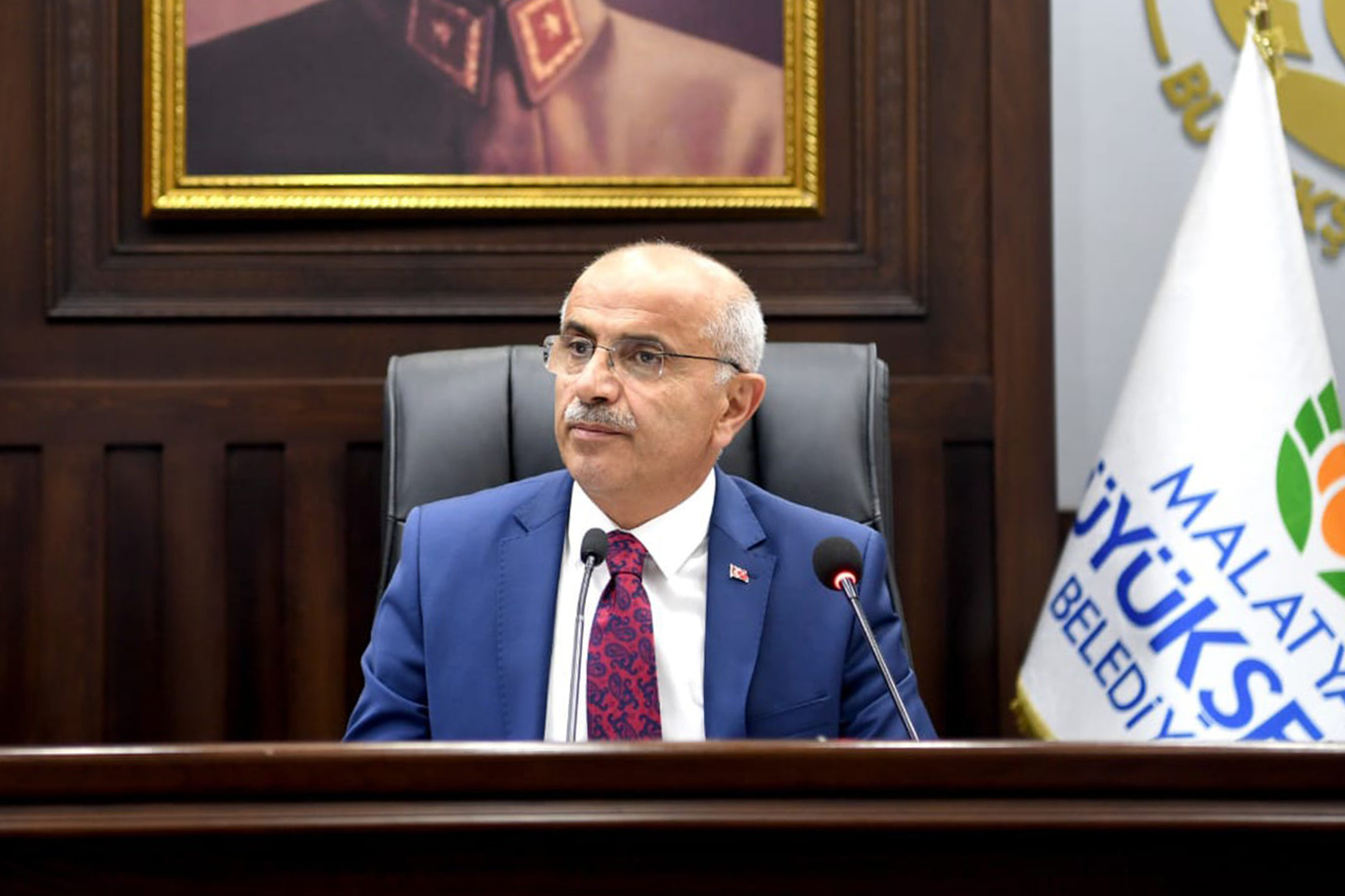 Büyükşehir Belediye Başkanı Er: 36 bini aşkın hak sahibimizin yuvası ve iş yeri belli oldu Büyükşehir Belediye Başkanı Er: 36 bini aşkın hak sahibimizin yuvası ve iş yeri belli oldu