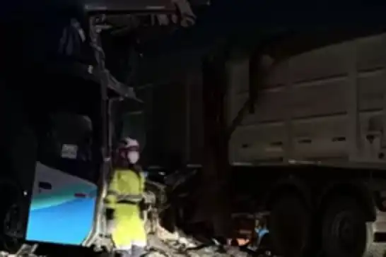 Brezilya’da otobüs ile kamyon çarpıştı: 11 ölü, 45 yaralı