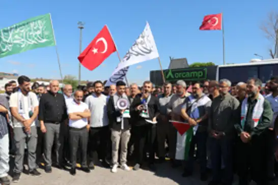İstanbul'dan yüzlerce kişi "Anadolu'dan Meclis'e Meclis'ten Gazze'ye" yürüyüşü için yola çıktı