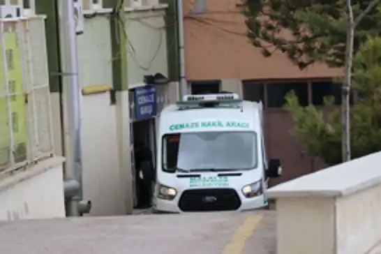 Yaşlı kadın ikametinde ölü bulundu