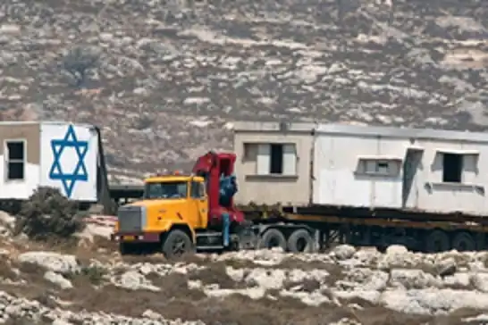 Yahudi çeteler Ramallah’ın kuzeyinde yeni yasa dışı işgal noktası kurdu
