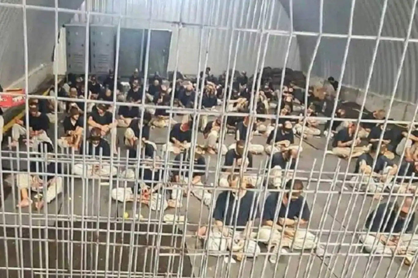 Rejîma îşxalker 10 êsîrên Filistînî ji Xezzeyê berdan