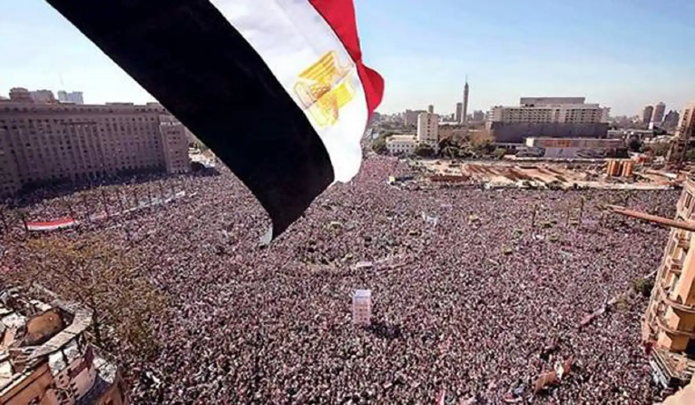 فلسفة السلمية في مصر من ثورة 1919 إلى ثورة يناير: من الإرث التاريخي إلى الاستراتيجية المعاصرة