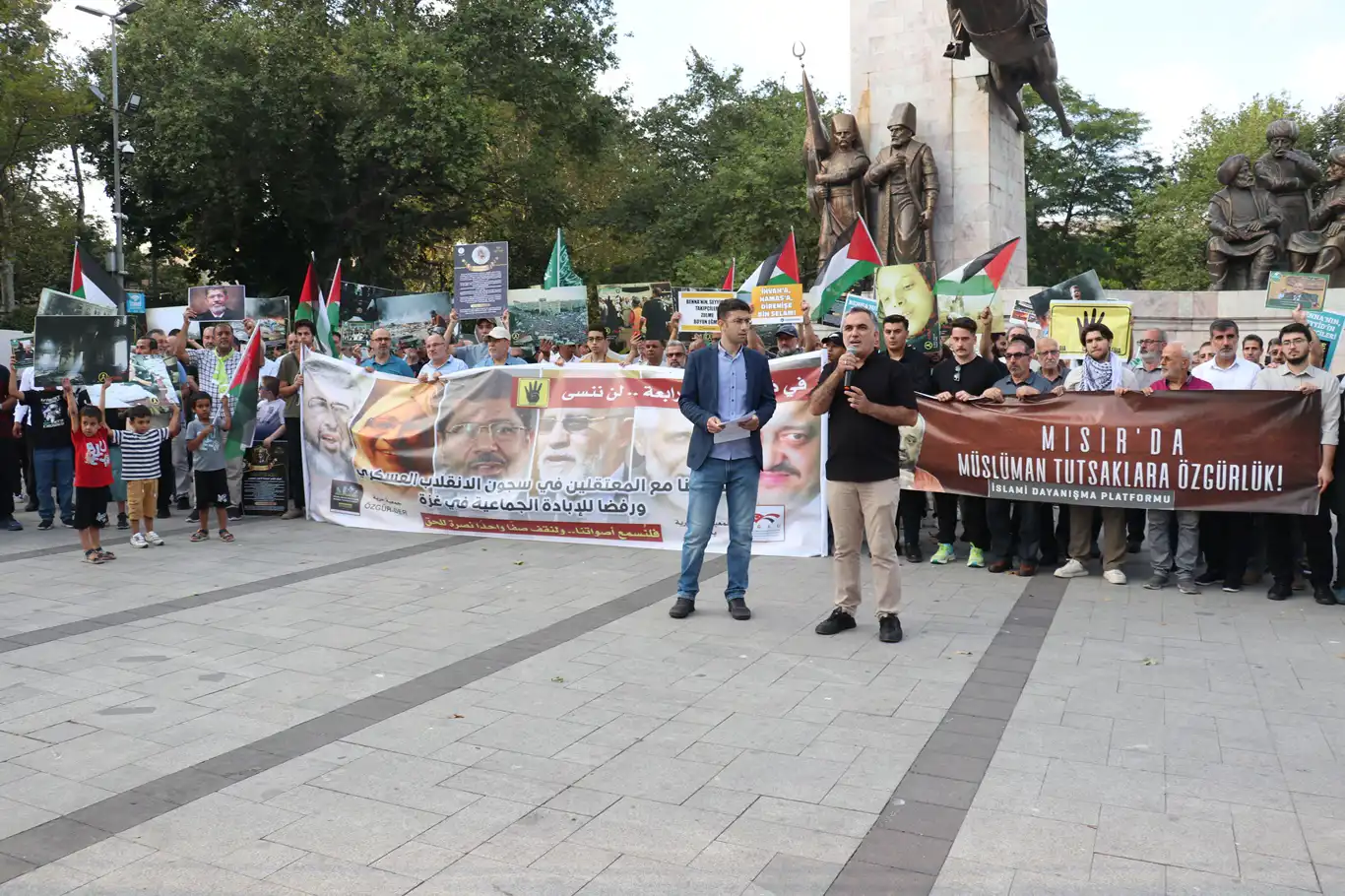 Istanbul marks 12th anniversary of Rabaa Massacre with calls for freedom for Egyptian prisoners