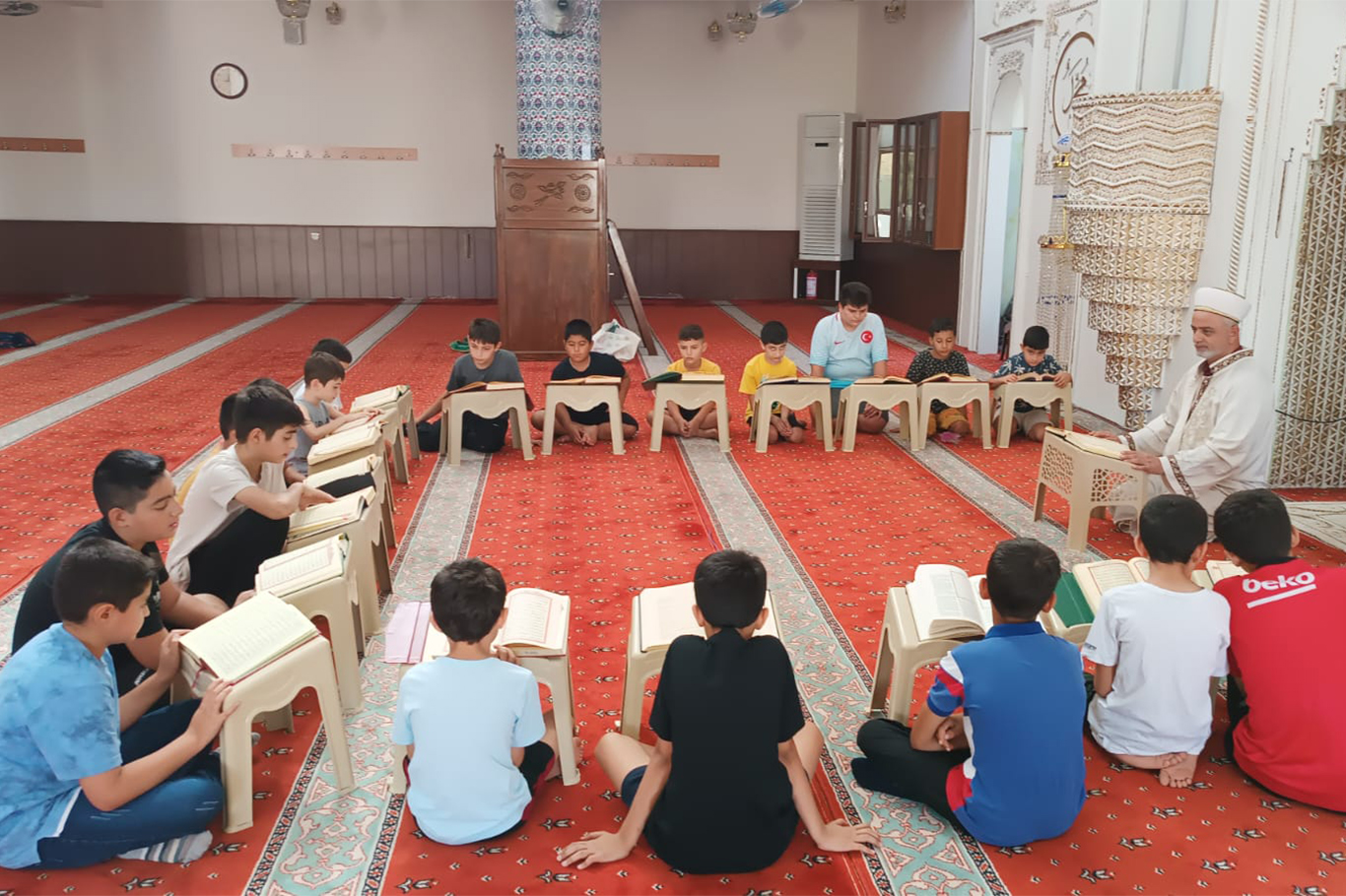 Şanlıurfa’da yaz Kur’an kurslarına rekor katılım Şanlıurfa’da yaz Kur’an kurslarına rekor katılım