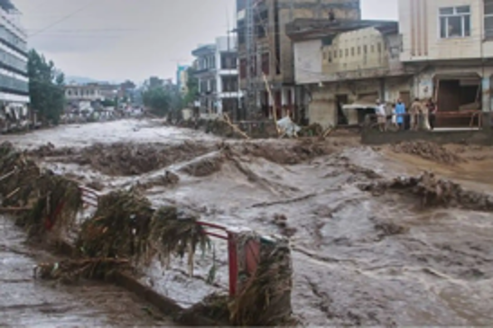 Heavy monsoon rains kill over 160 in northern Pakistan