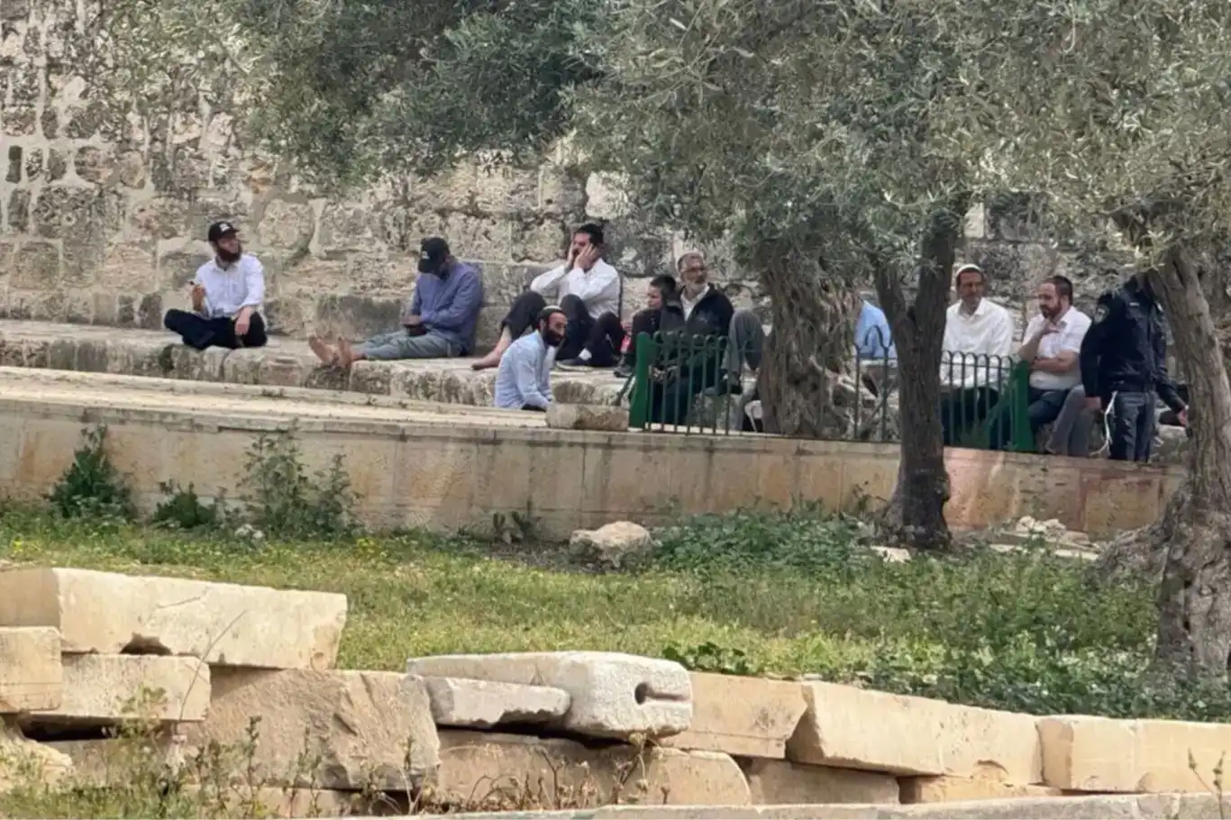 قوات الاحتلال الصهيوني تقتحم مجدداً المسجد الأقصى في القدس المحتلة