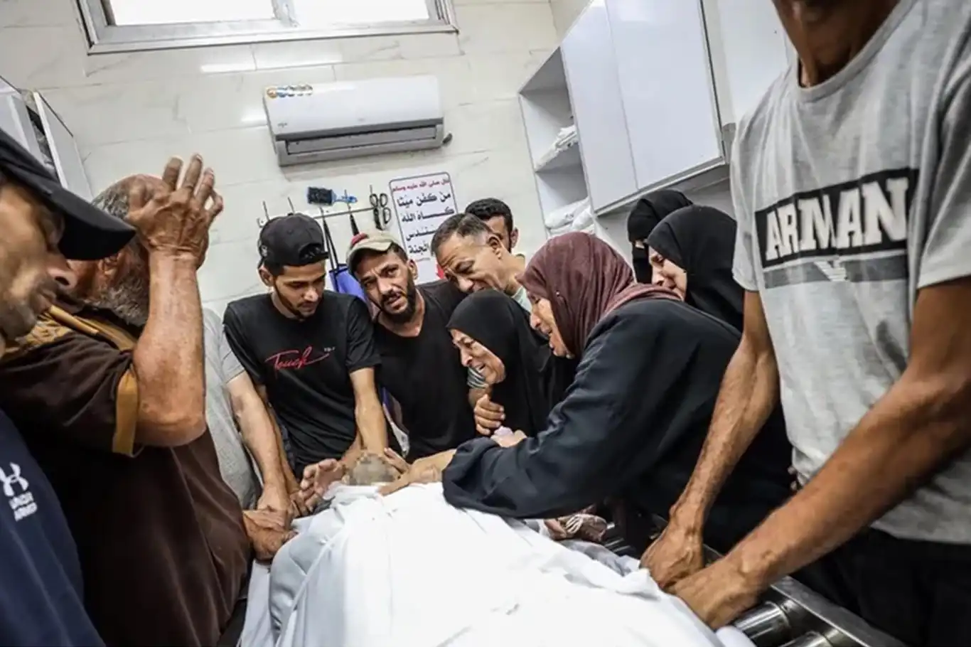وزارة الصحة بغزة: ارتفاع حصيلة العدوان الإسرائيلي إلى 60430 شهيداً وزارة الصحة بغزة: ارتفاع حصيلة العدوان الإسرائيلي إلى 60430 شهيداً
