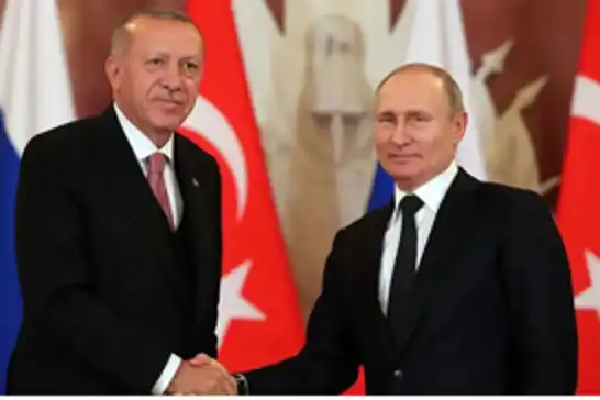 الرئيس أردوغان يناقش مع الرئيس الروسي تطورات الحرب في أوكرانيا