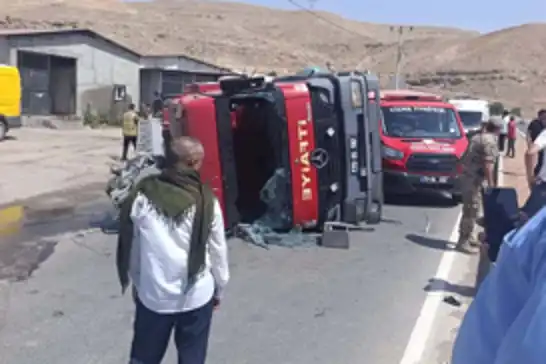 Wesayîta îtfaîyeyê di rê de qulipî: 5 kes birîndar bûn
