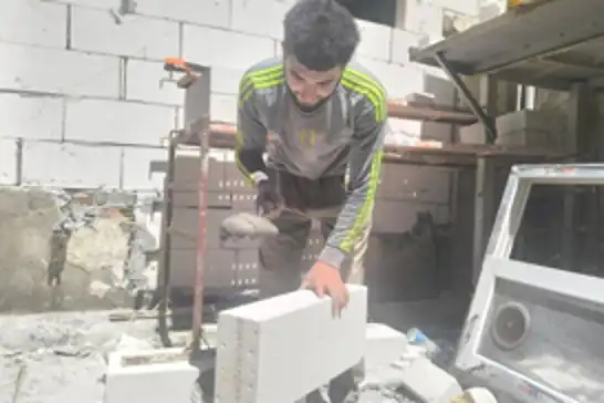 Adana sıcağında alın teriyle ekmek mücadelesi; "Suratımdan akan ter bana çok tatlı geliyor"