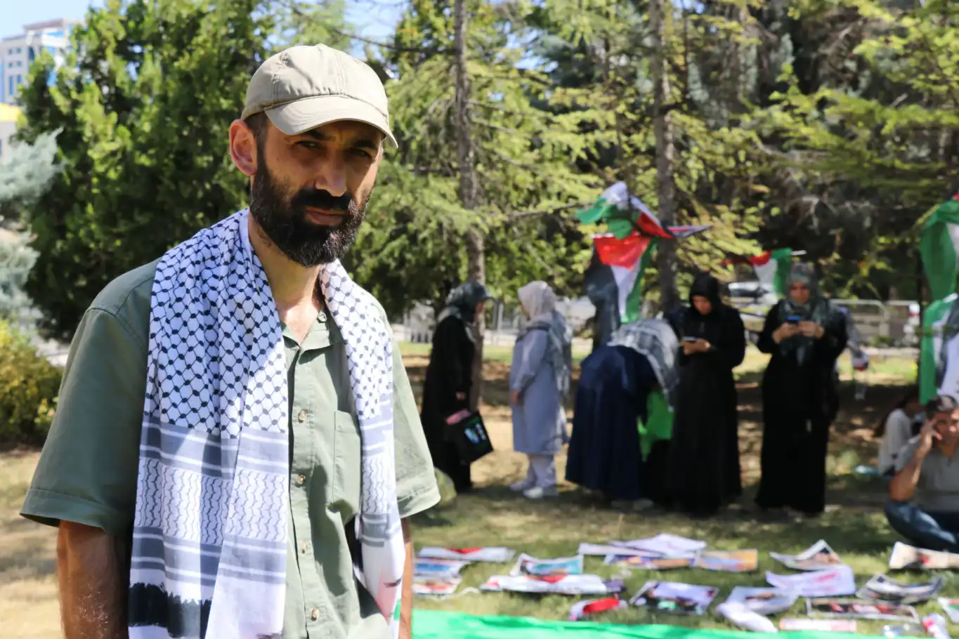 ABD Büyükelçiliği önündeki Gazze nöbeti devam ediyor ABD Büyükelçiliği önündeki Gazze nöbeti devam ediyor