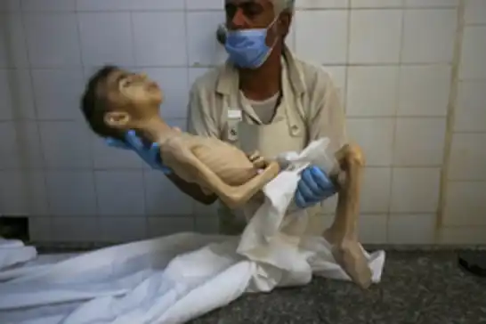 لە غەززە ٢ کەسی دیکە بەهۆی برسێتی گیانیان لەدەستدا