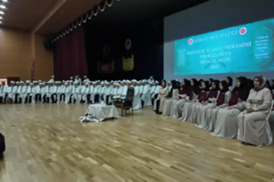 Ağrı'da 117 hafız icazetini törenle aldı