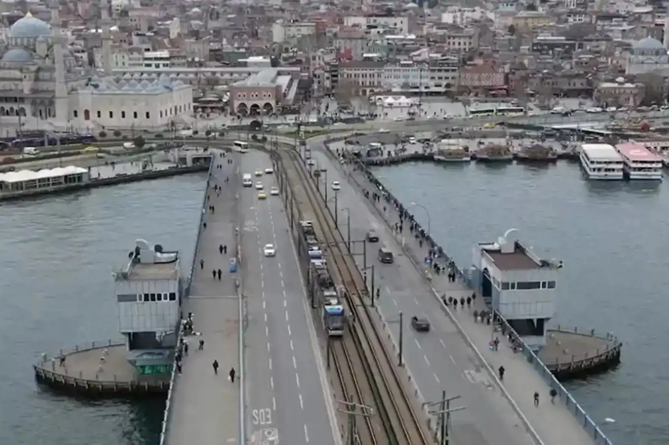 Yeni Galata Köprüsü gece saatlerinde trafiğe kapatılacak Yeni Galata Köprüsü gece saatlerinde trafiğe kapatılacak