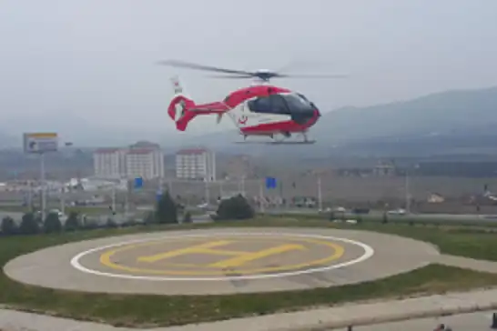 Ambulans helikopter yaşlı hasta için havalandı