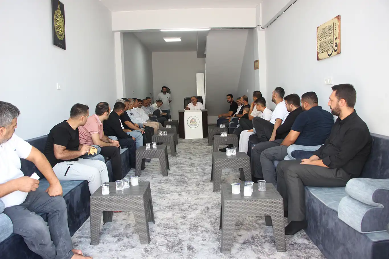 HÜDA PAR Genel Başkan Vekili Demir: Gaziantep'te vatandaşlarla bir araya geldi HÜDA PAR Genel Başkan Vekili Demir: Gaziantep'te vatandaşlarla bir araya geldi