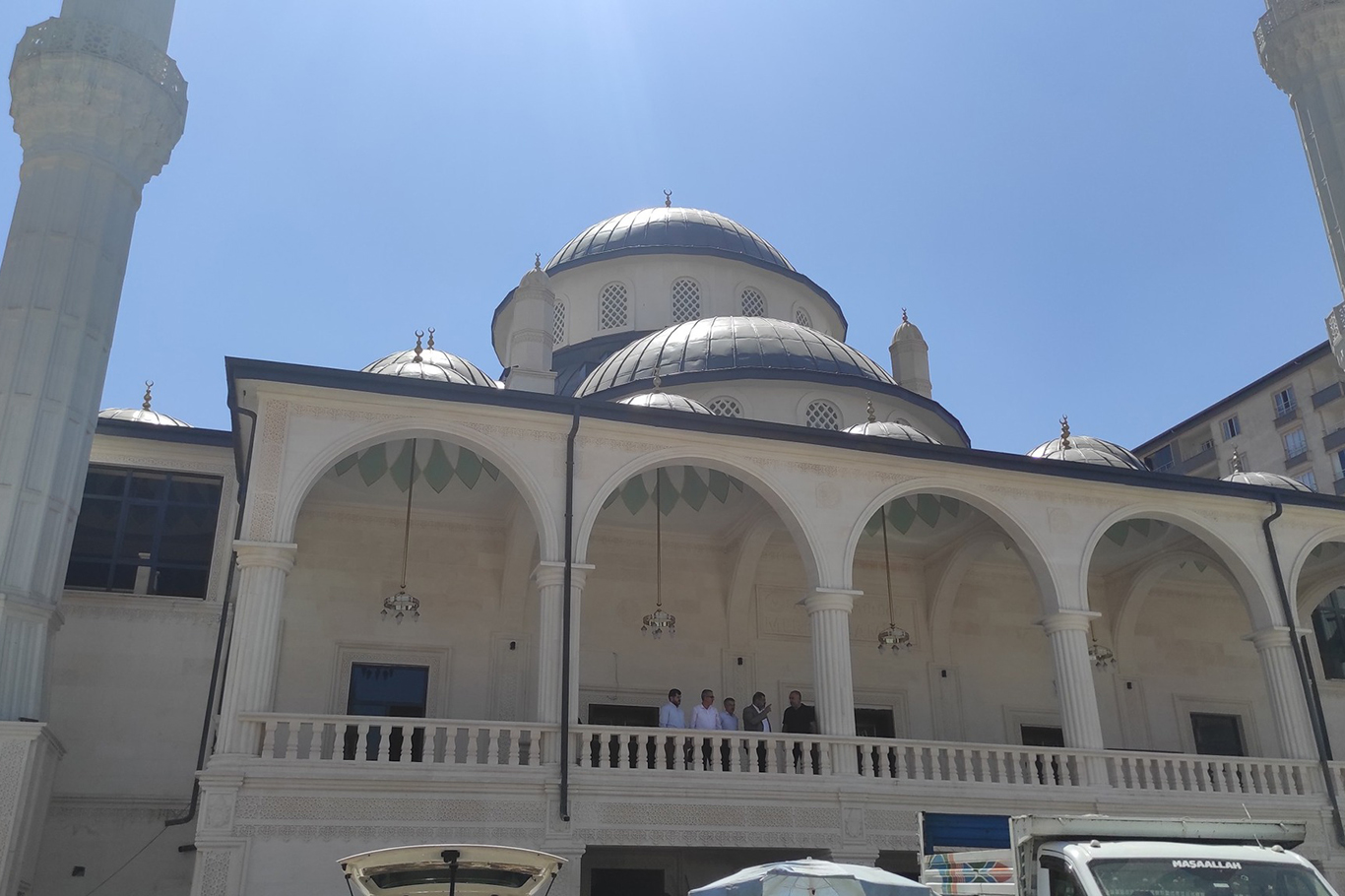 Sason Merkez Camii inşaatında inceleme Sason Merkez Camii inşaatında inceleme