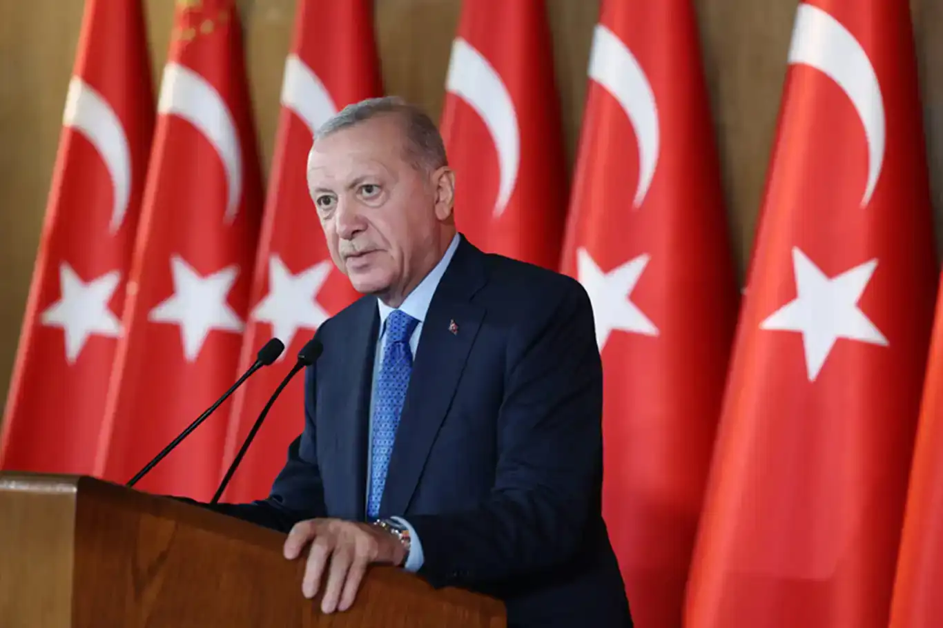 الرئيس أردوغان: الصداقة بين تركيا واليابان فرصة لتجاوز أزمات اليوم الرئيس أردوغان: الصداقة بين تركيا واليابان فرصة لتجاوز أزمات اليوم