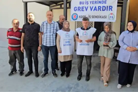 Sosyal Yardımlaşma ve Dayanışma Vakıflarında grev başladı