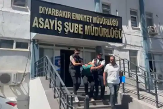 Diyarbakır'da 9 yaşındaki çocuğu alıkoymak isteyen şahıs yakalandı