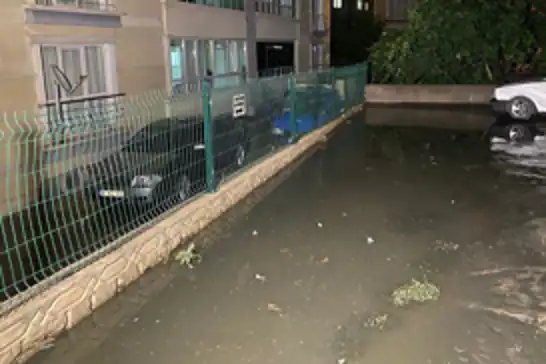 Ankara’da sağanak yaşamı felç etti