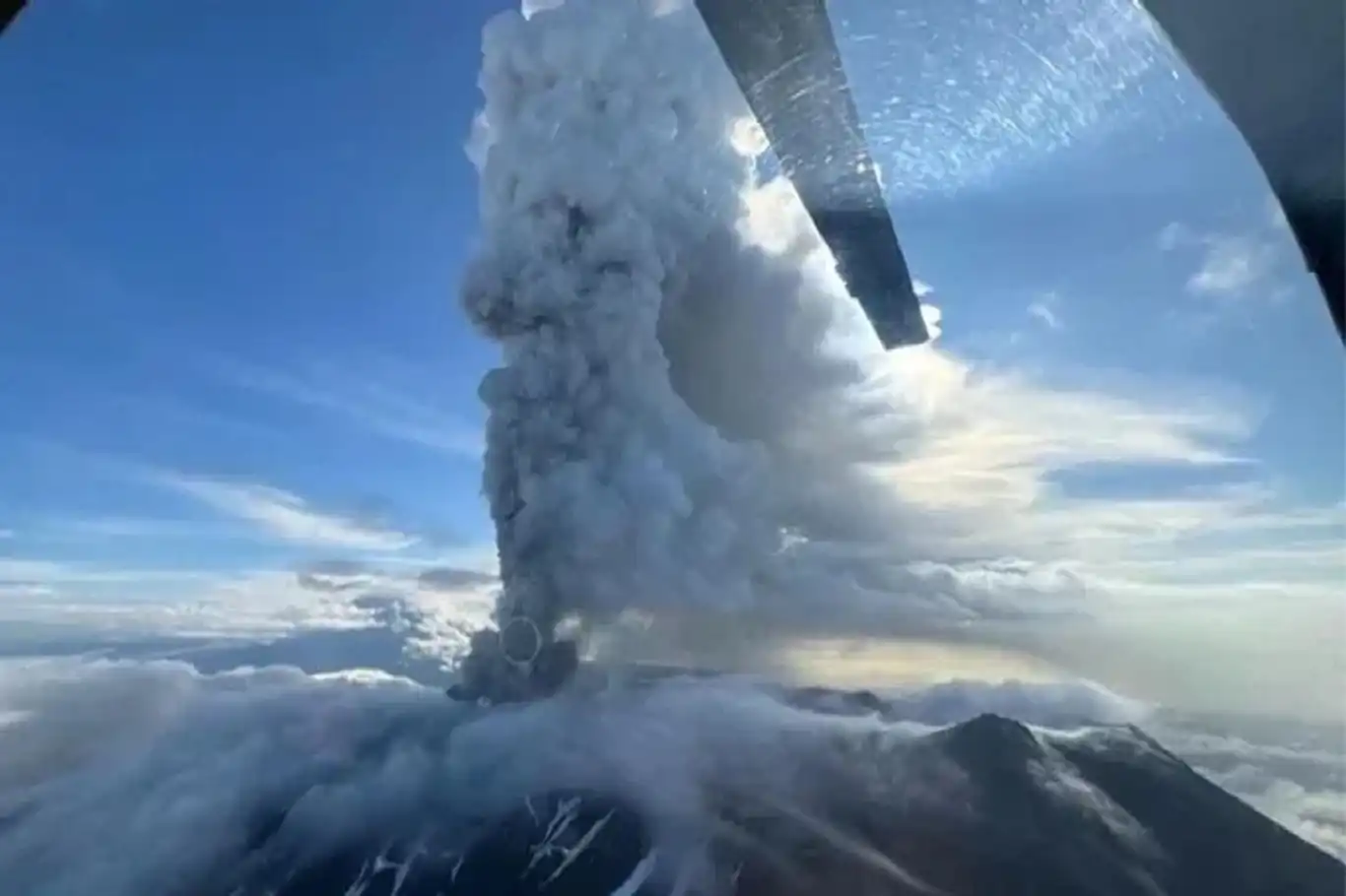 Volcanic eruption rocks Russia's Kamchatka region after massive earthquake