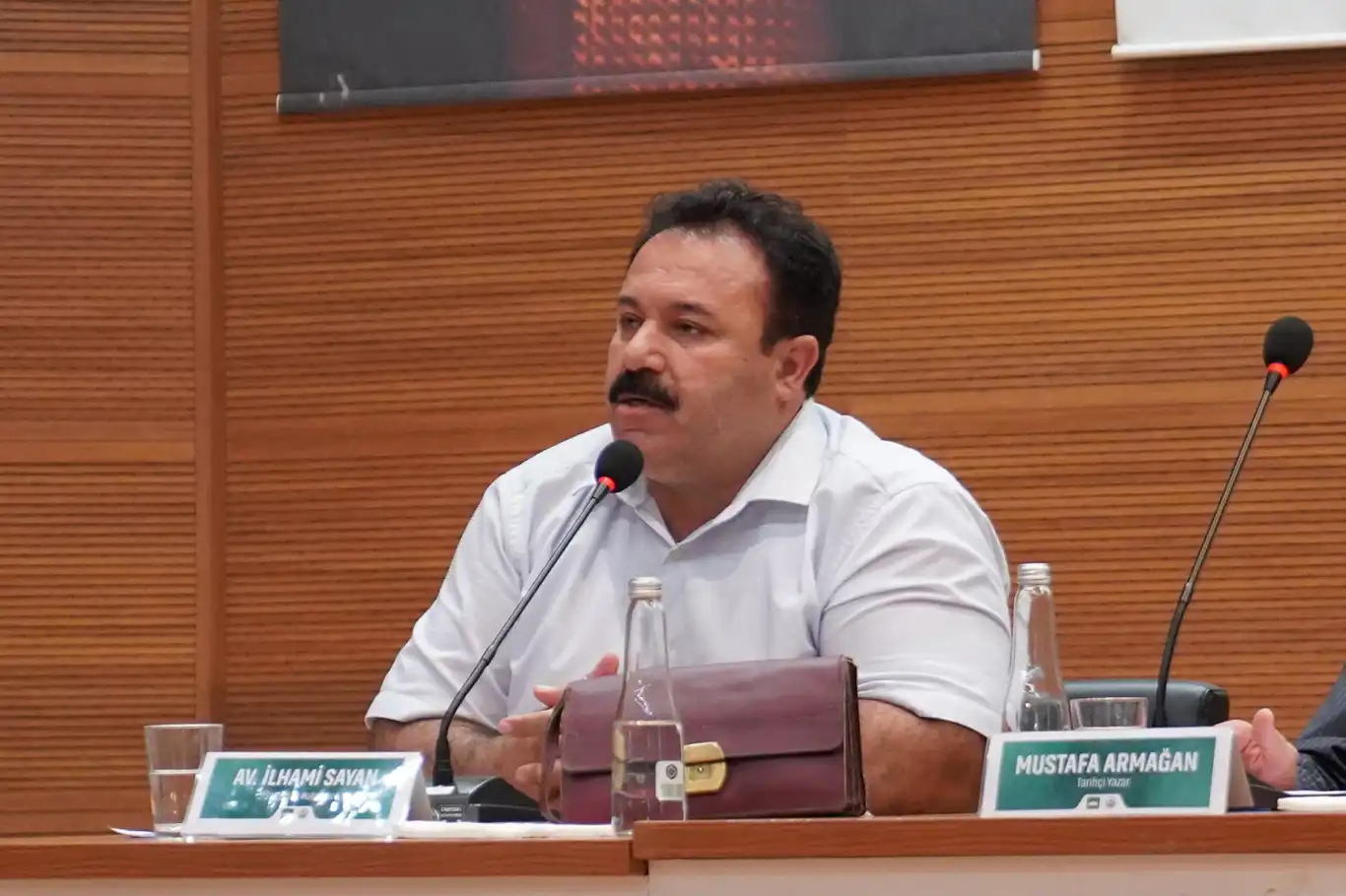 HÜDA PAR'ın düzenlediği "Son Kale Aile" panelinde "aile hakemliği" önerisi