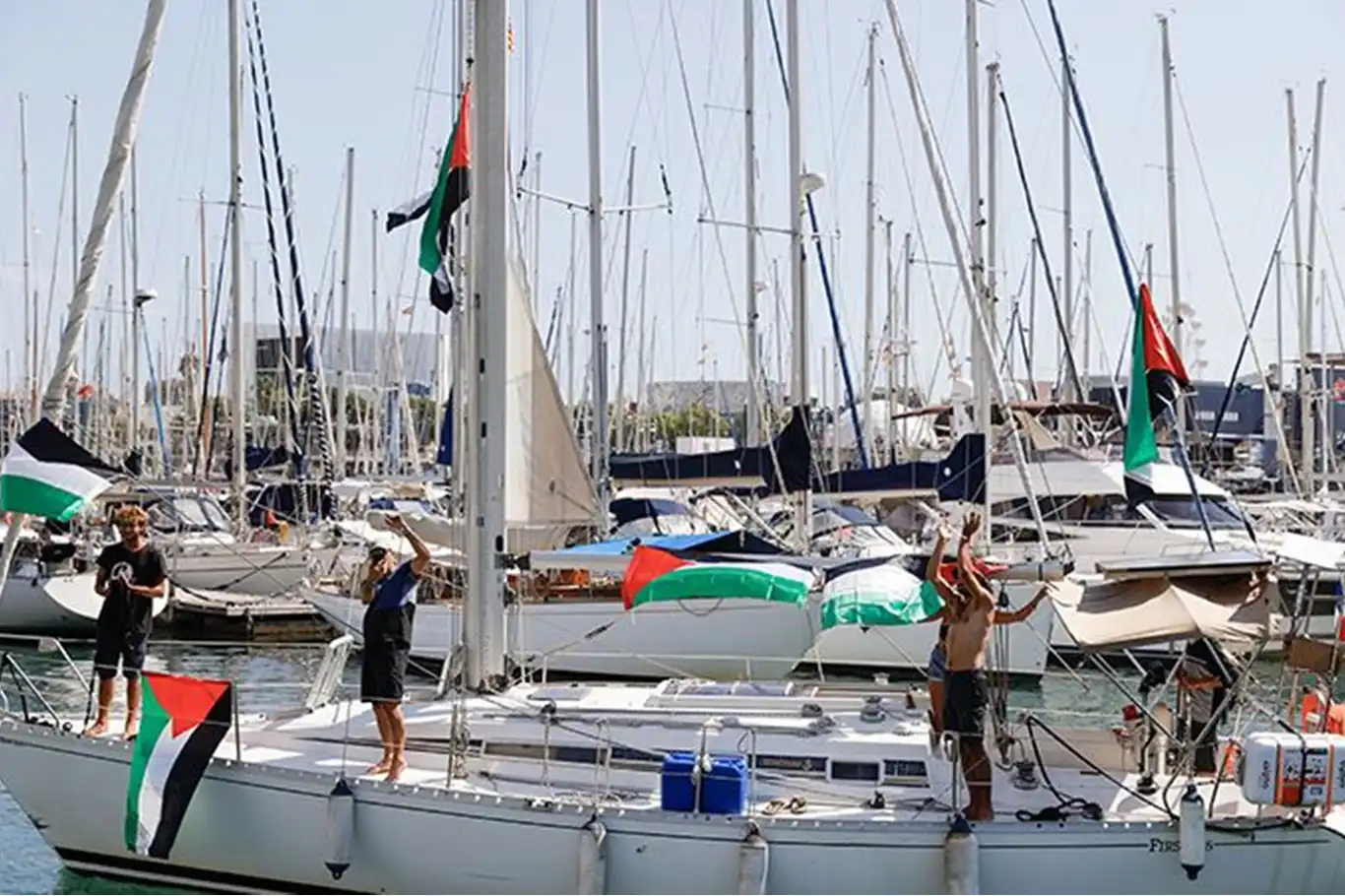 Onlarca tekne Gazze için Akdeniz’de yola çıktı Onlarca tekne Gazze için Akdeniz’de yola çıktı